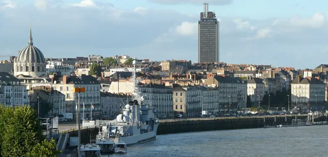 Nantes et la Loire vues depuis la butte Sainte-Anne.